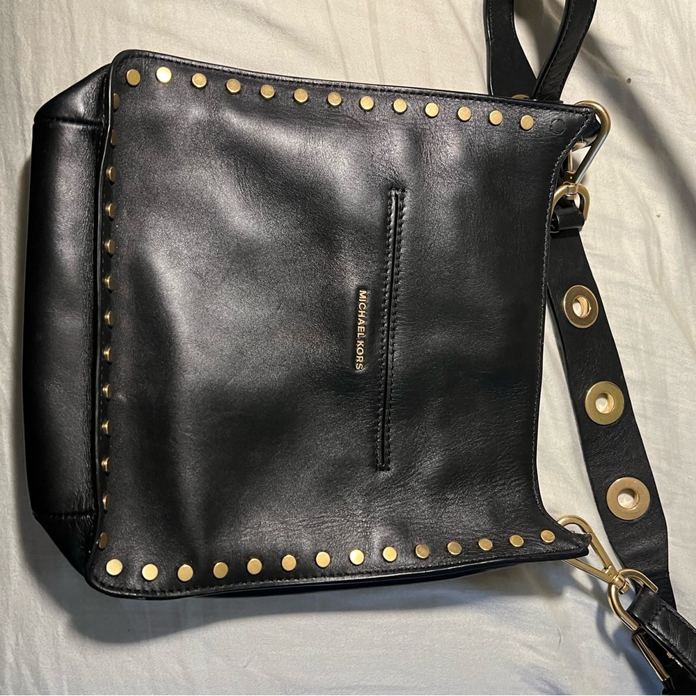Michael kors leather crossbody bag